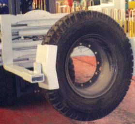 포크 타이어 클램프 슬립